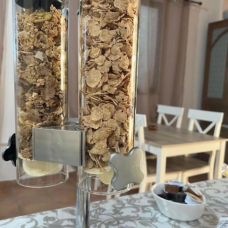 Il Melarancio Bed & Breakfast Pescia Romana Luaran gambar
