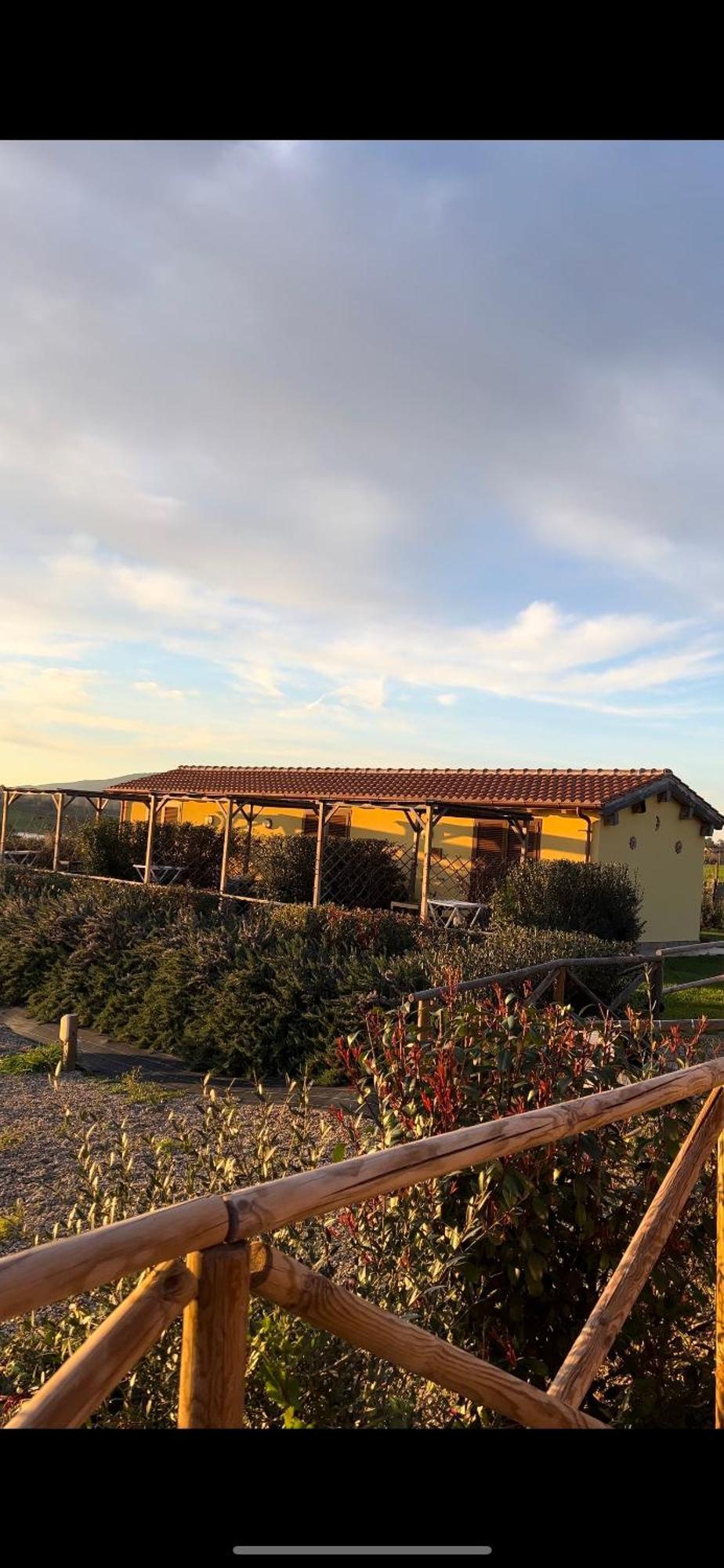 Il Melarancio Bed & Breakfast Pescia Romana Luaran gambar
