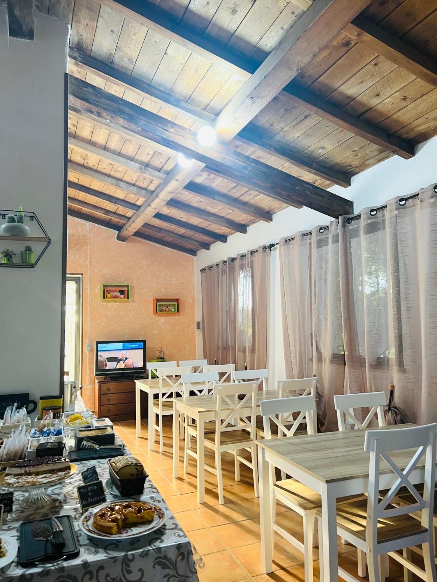 Il Melarancio Bed & Breakfast Pescia Romana Luaran gambar