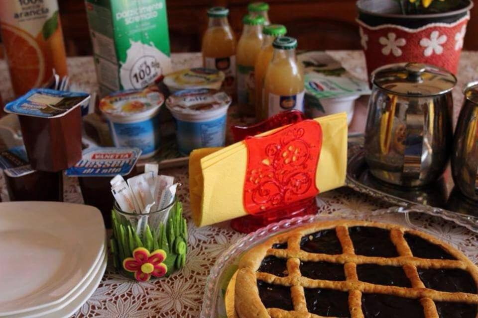 Il Melarancio Bed & Breakfast Pescia Romana Luaran gambar